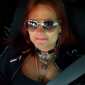 Meet your Posher, Squaw